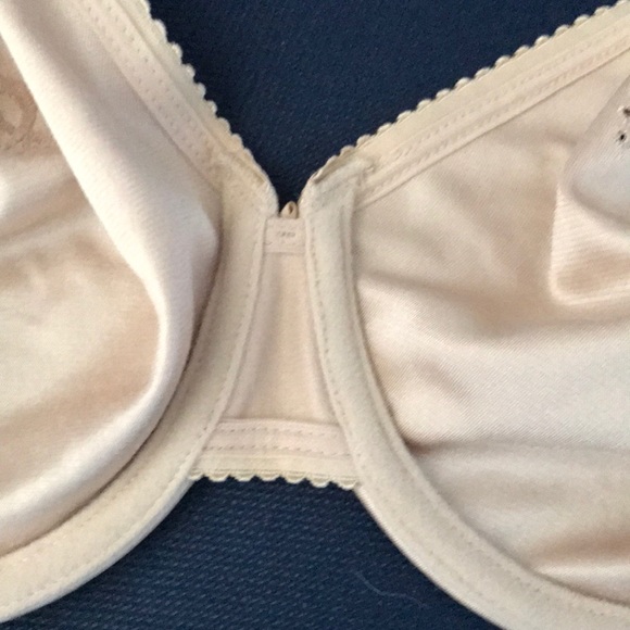 NWOT Wacoal Slimline Seamless Minimizer Bra 85154 - Picture 8 of 8